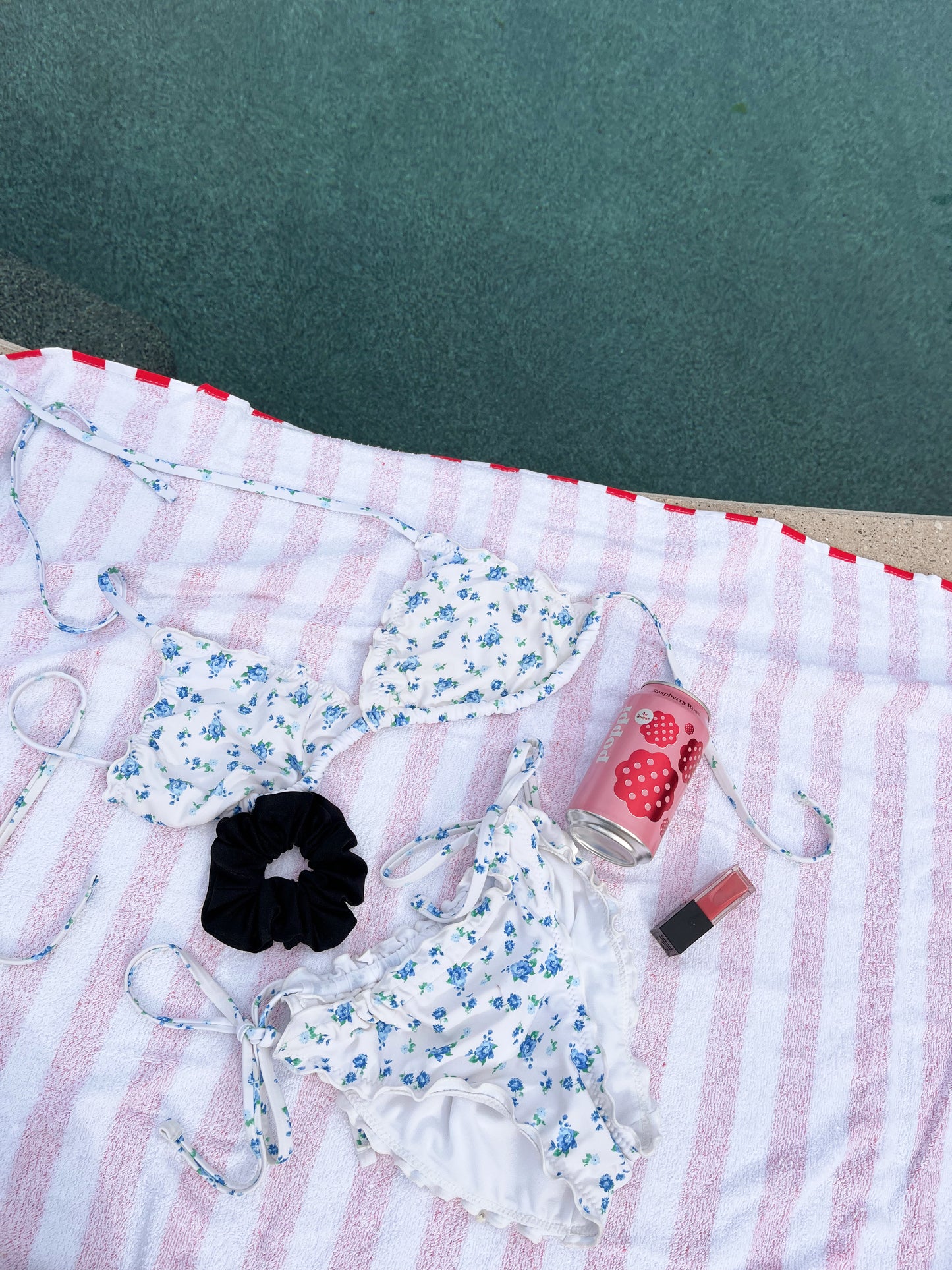 LBD SWIM SCRUNCHIE