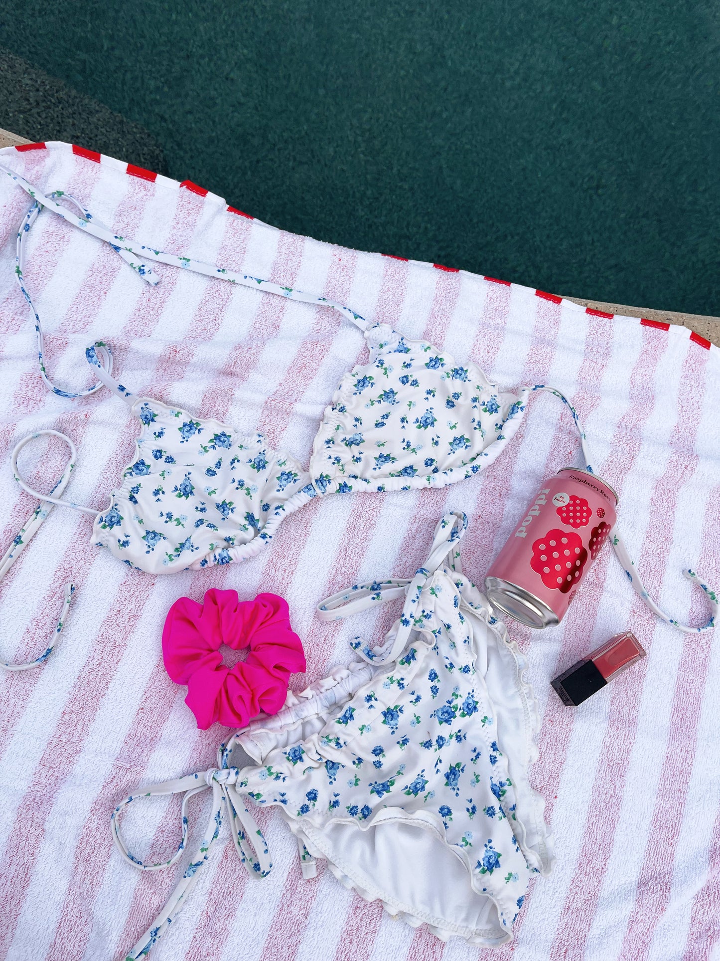 HI BARBIE! SWIM SCRUNCHIE