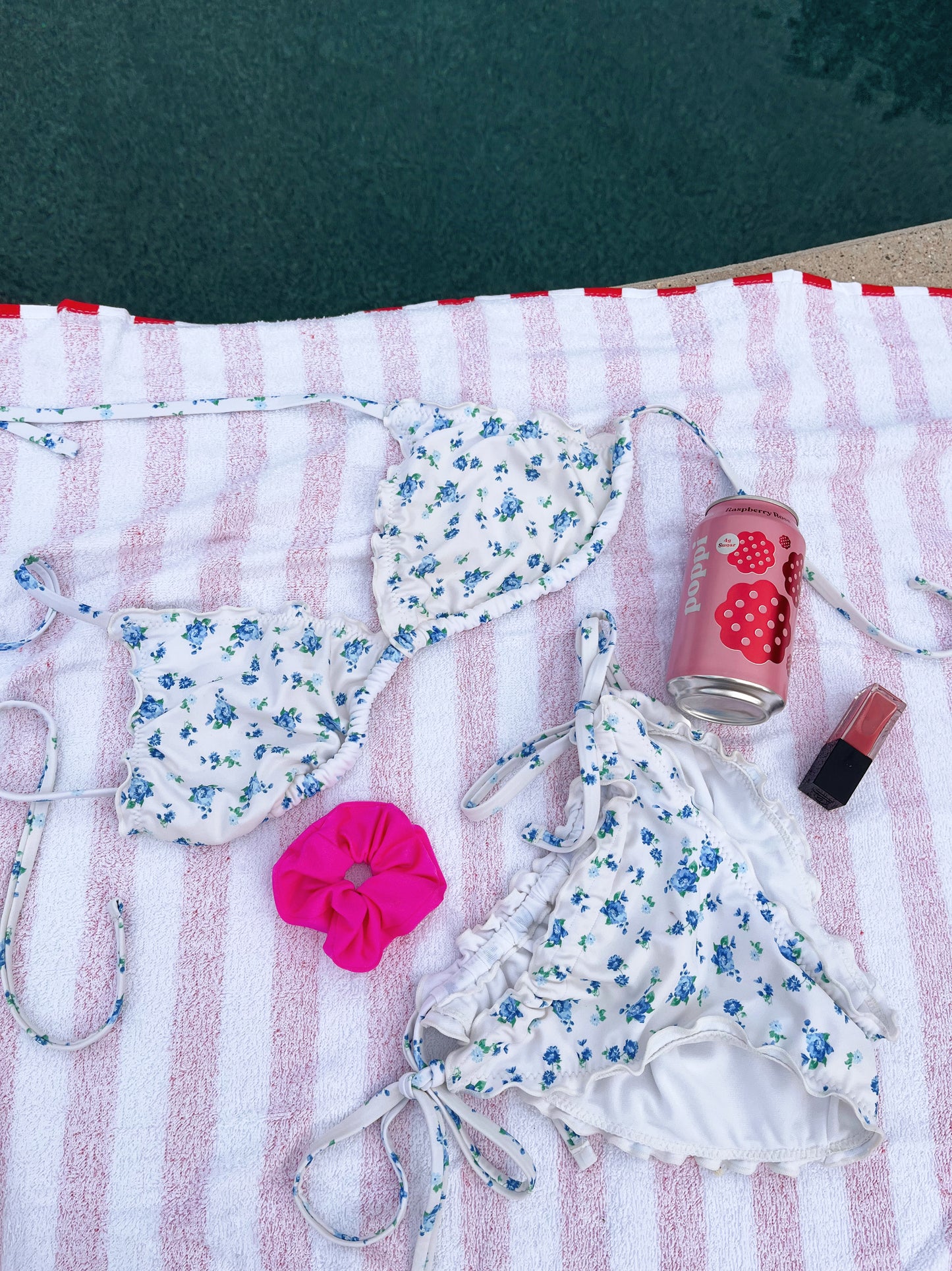 HI BARBIE! SWIM SCRUNCHIE