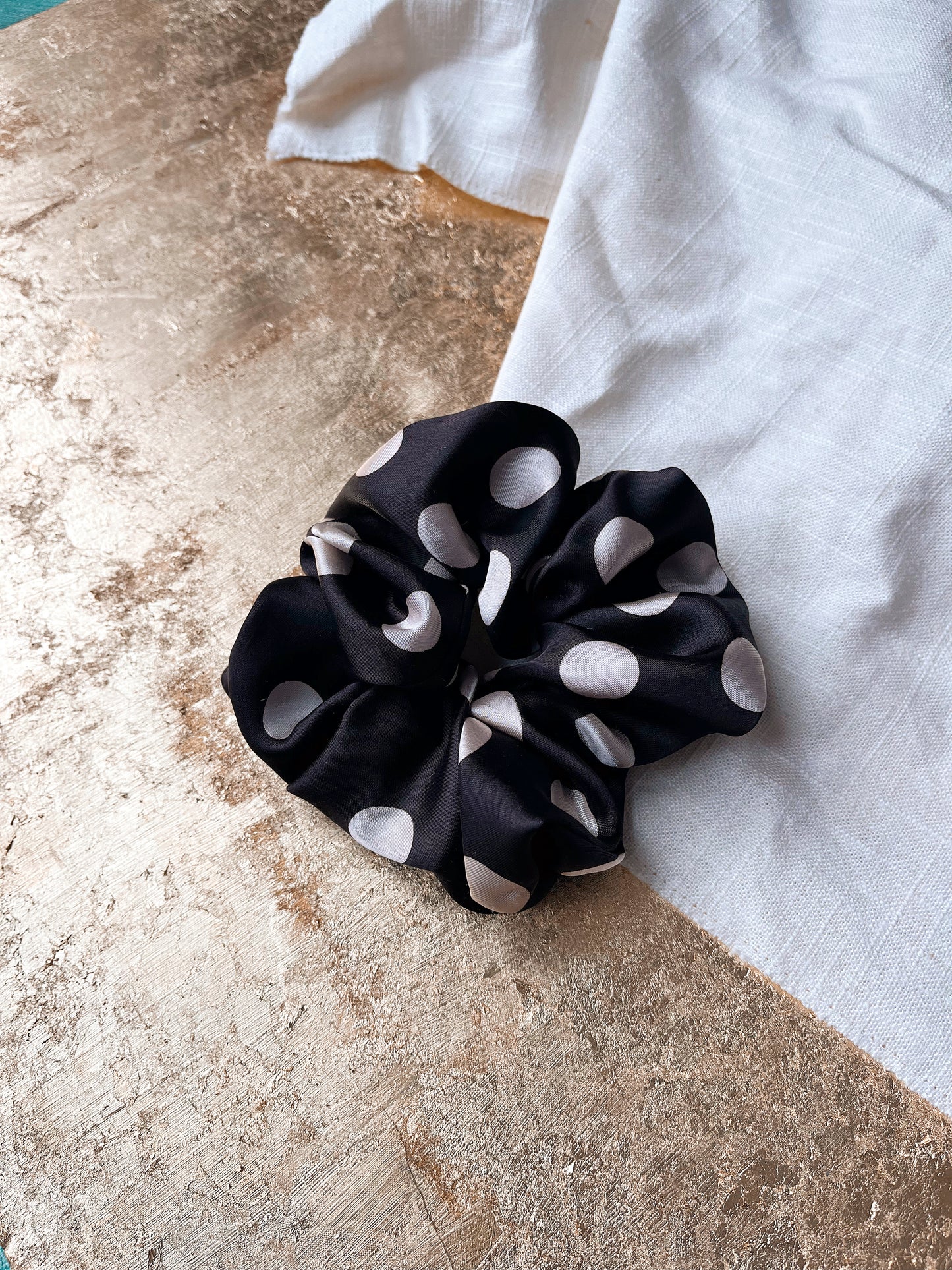 *on the dot* vegan silk oversized scrunchie
